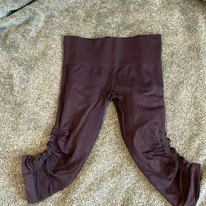 Lululemon leggings. Dark gray. Size 6